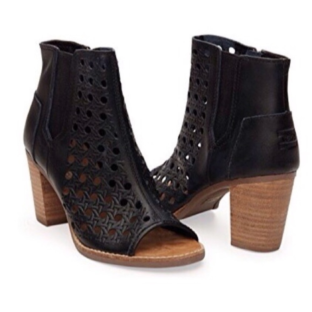 TOMS ‘Majorca’ Peep Toe Leather Ankle Booties chunky heel
